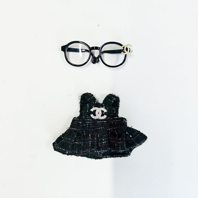 Labubu's clothes cc and diro skirt and some accessories Doll clothes